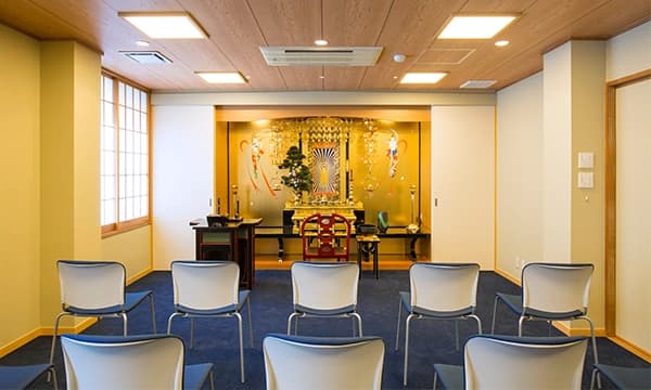 こだまの庭 越谷霊廟