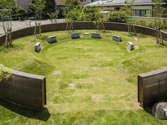 樹木葬「月の森」（永代供養墓）