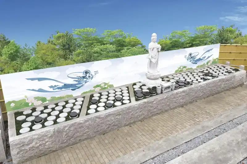 みさと樹木葬墓地