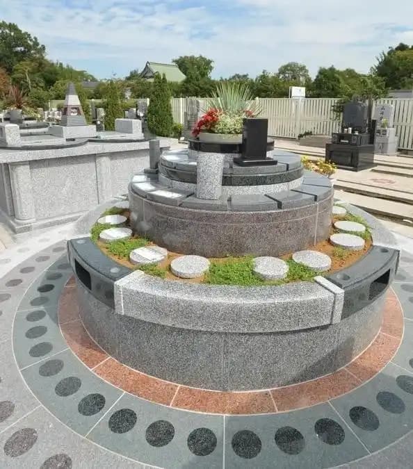 よしかわ聖地霊園グリーンピア