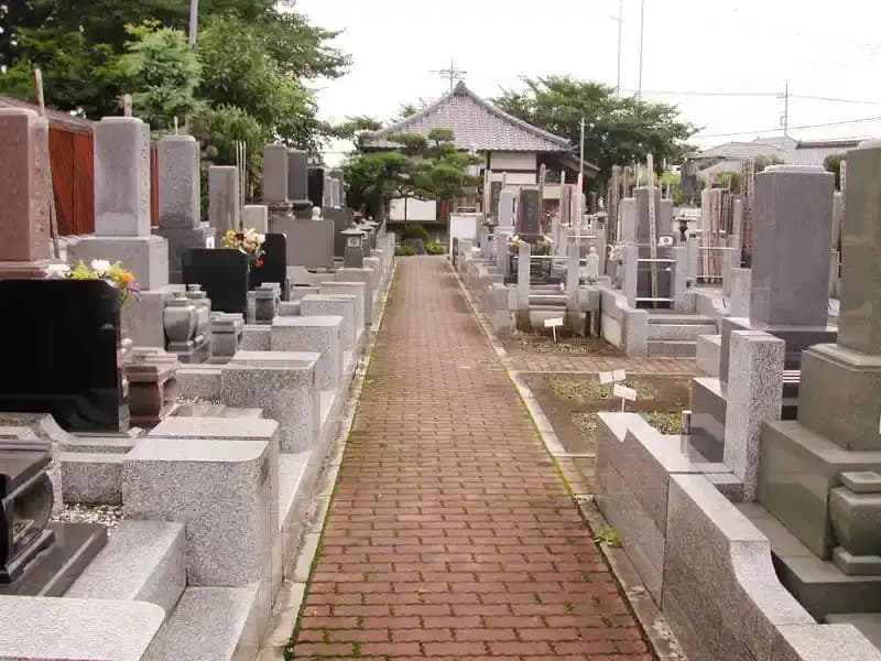 龍福寺墓苑