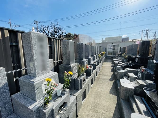大信寺墓苑