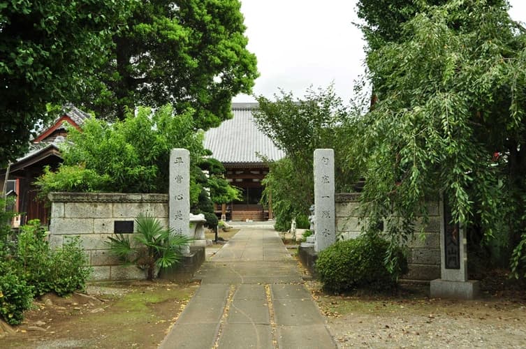 全龍寺墓苑