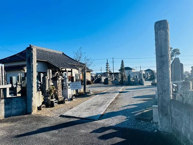 無量寺 のうこつぼ