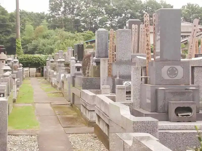 清鏡寺墓苑