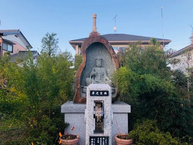 宝性寺 のうこつぼ