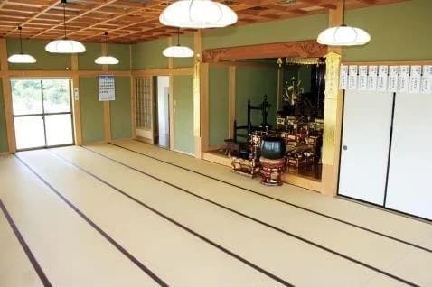 彩玉南霊園