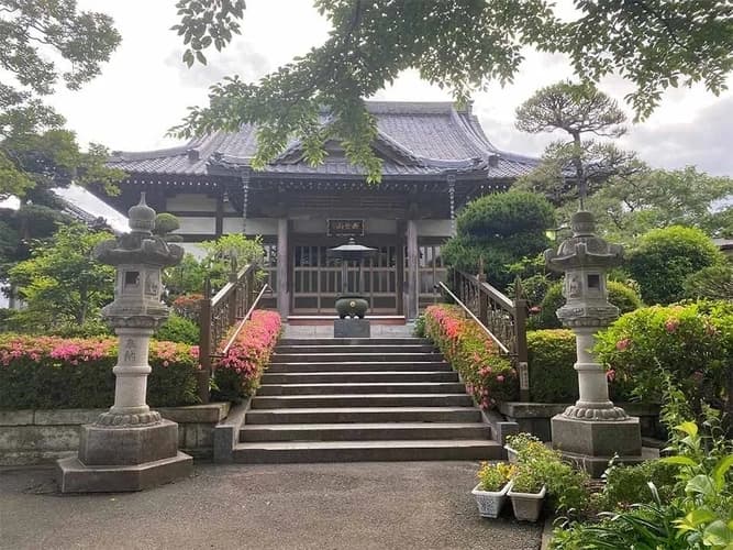 浄信寺墓苑