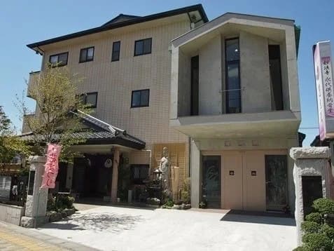 メモリアル八潮 慧光殿