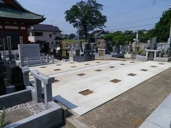 吉祥院 墓苑