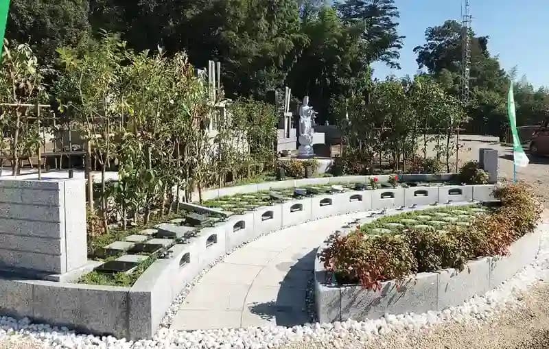 白井ニュータウン樹木葬墓地