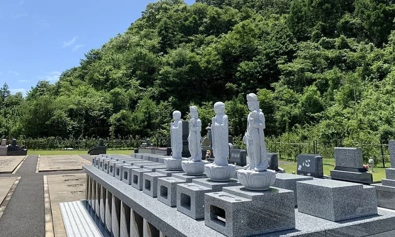 印旛十三仏霊園 仏像墓