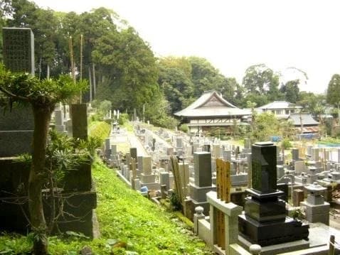 東漸寺墓苑