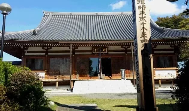 徳蔵院墓苑
