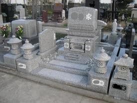 お墓