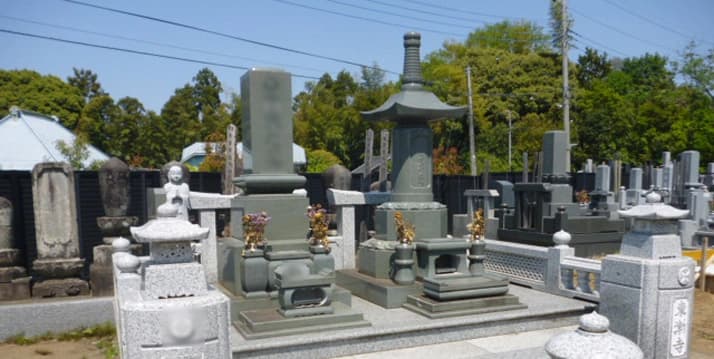 東漸寺墓苑