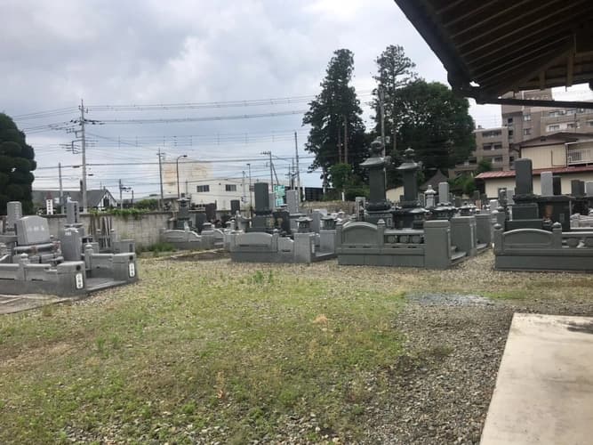 成田山霊園