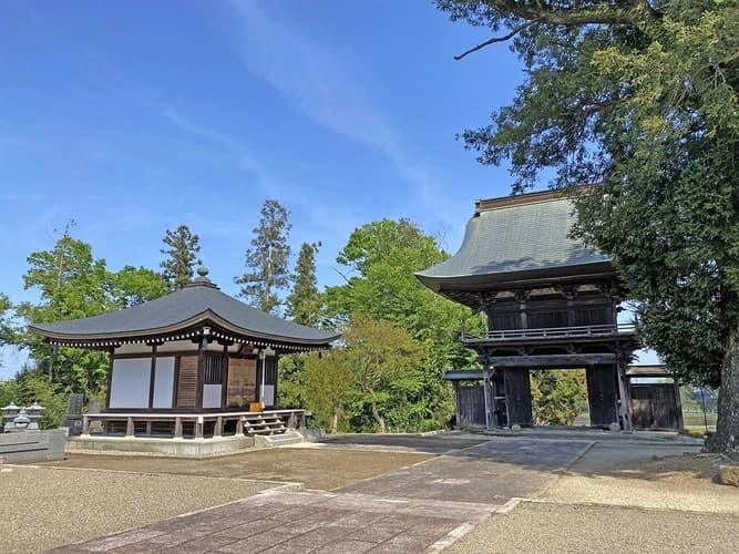 観音堂と楼門