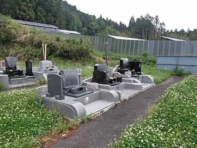 うぐいす霊園