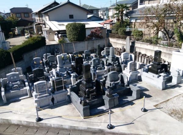 東貝沢共同墓地