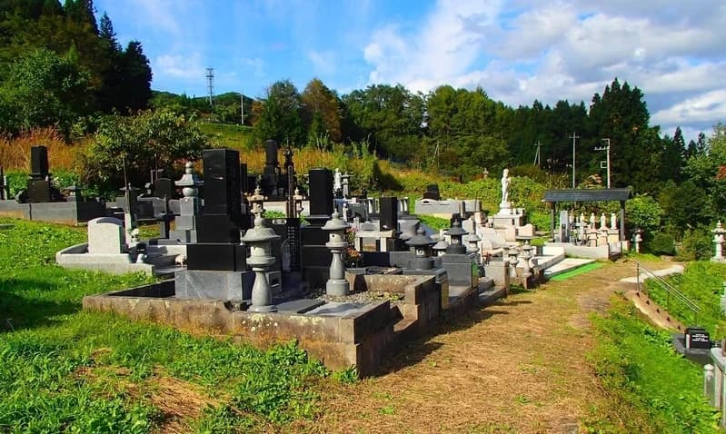 和考霊園