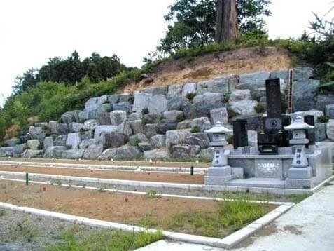 椿山霊園
