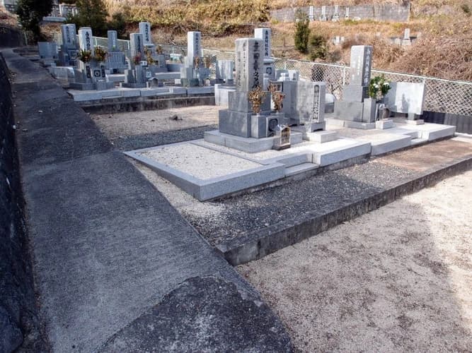 能満寺 中津原墓地