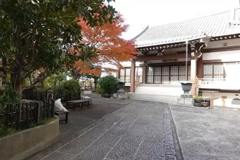 プレミアム東中野樹木葬墓地