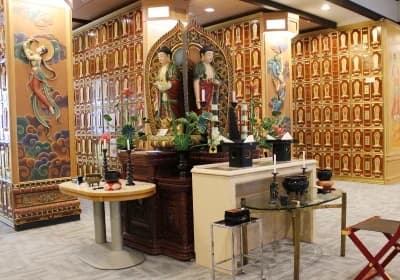 西岡霊廟