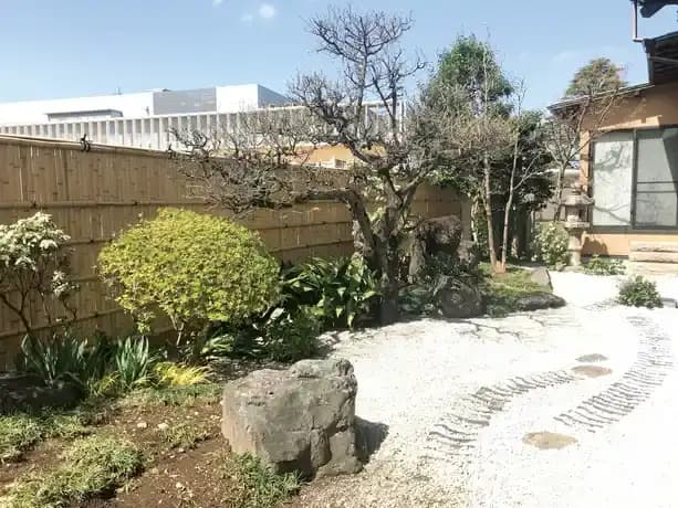 野田つつじの郷メモリアル