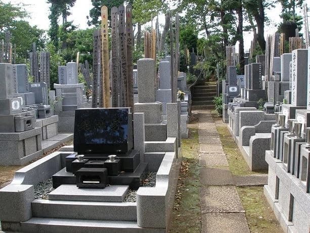 養玉院墓苑