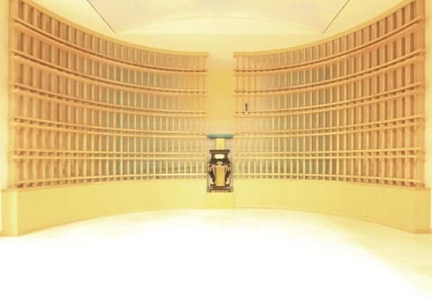 静翁寺墓苑  納骨堂