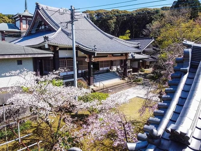 西光寺永代供養墓「同行の丘」