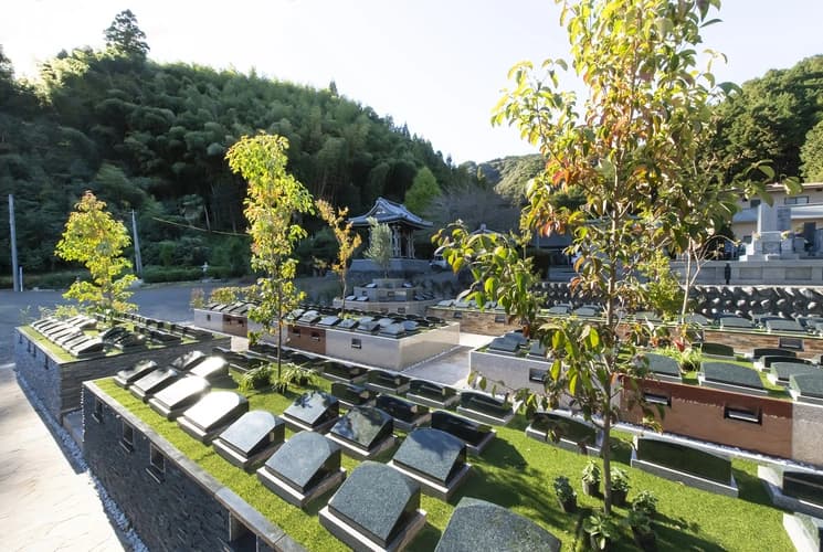 樹木葬 風のメロディー（龍津寺）