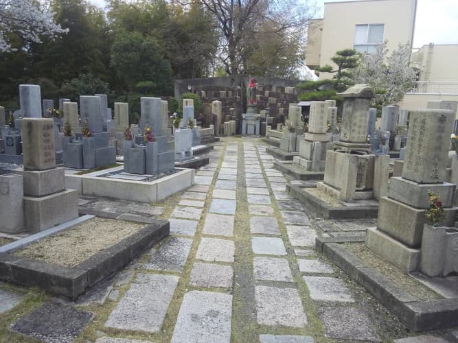 玄徳寺墓地
