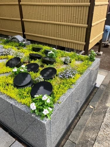ロイヤル谷中えにし樹木葬墓地