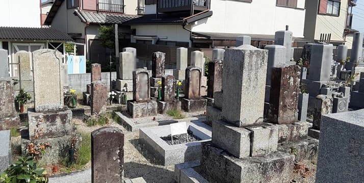 米坂墓地