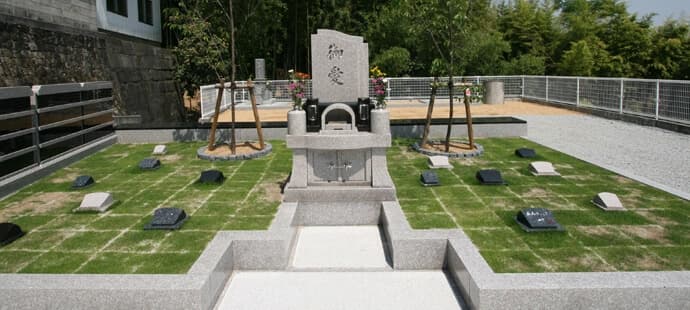 正音寺墓苑