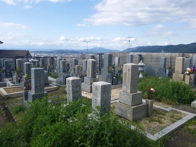 宇治市小根尾霊園墓地