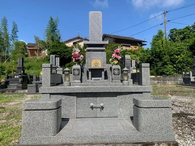 円山あんのん墓苑