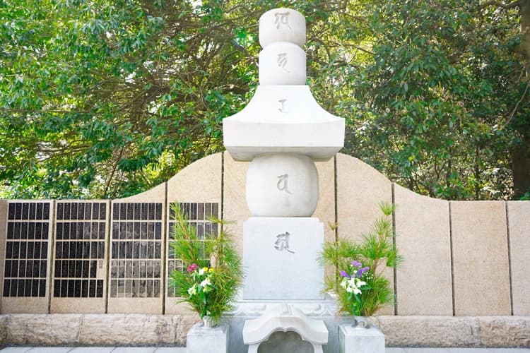 大師寺 永代供養塔合祀墓「まどか」