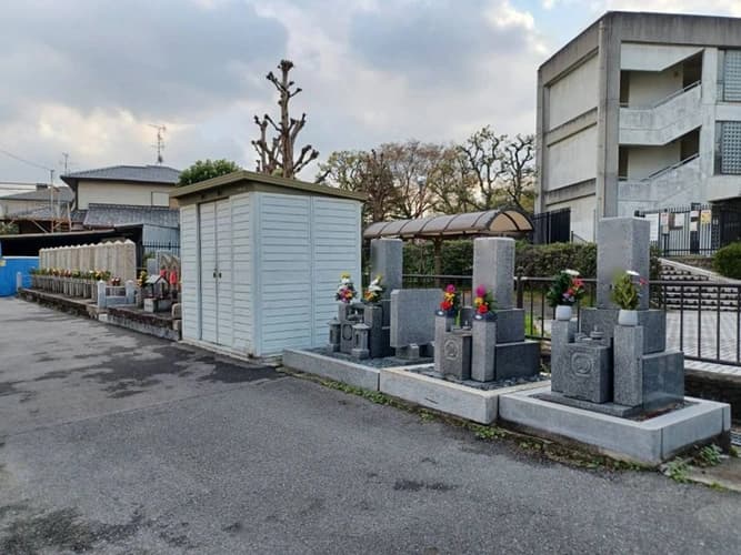 西諸福墓地