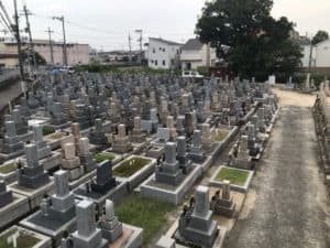 善根寺墓地