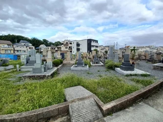 中穂積墓地
