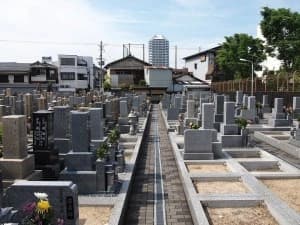 鶴見霊園