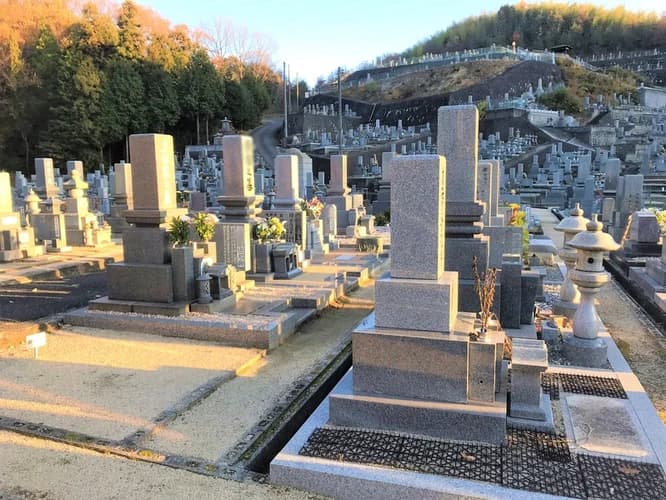 法光寺墓苑