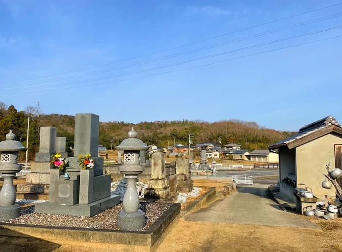 川東墓地