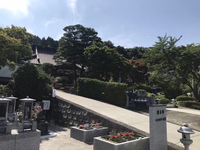 樹木葬霊園 マイメモリーなとり