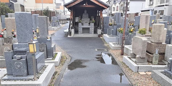 萱振墓地