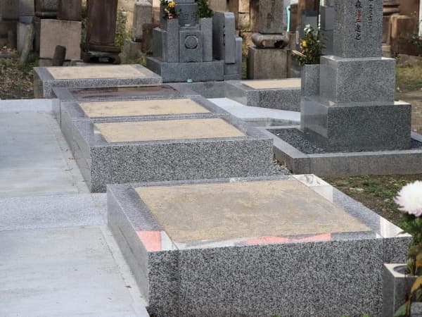 蒲生墓地